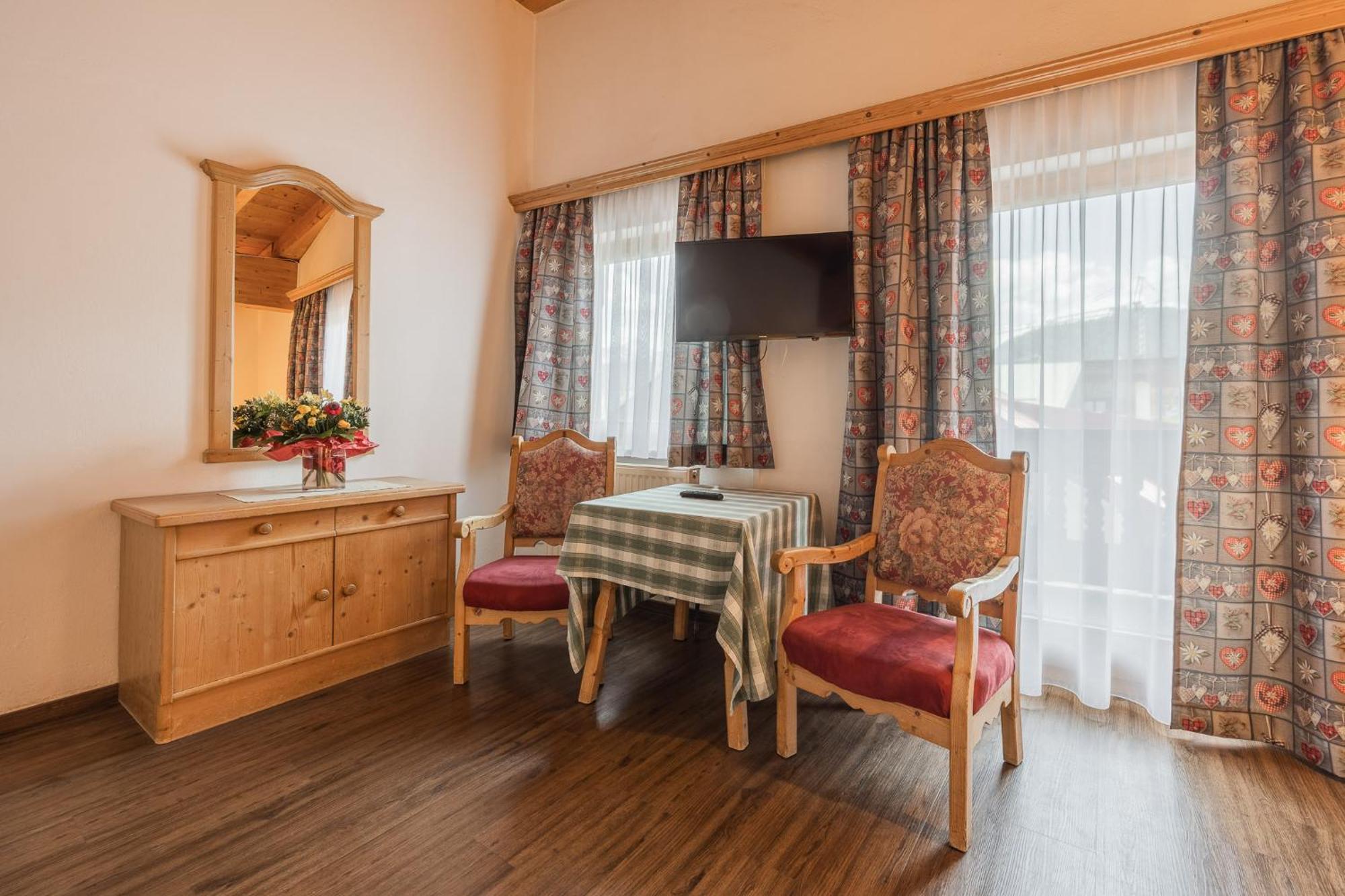 Batzenhaeusl Otel Seefeld in Tirol Dış mekan fotoğraf