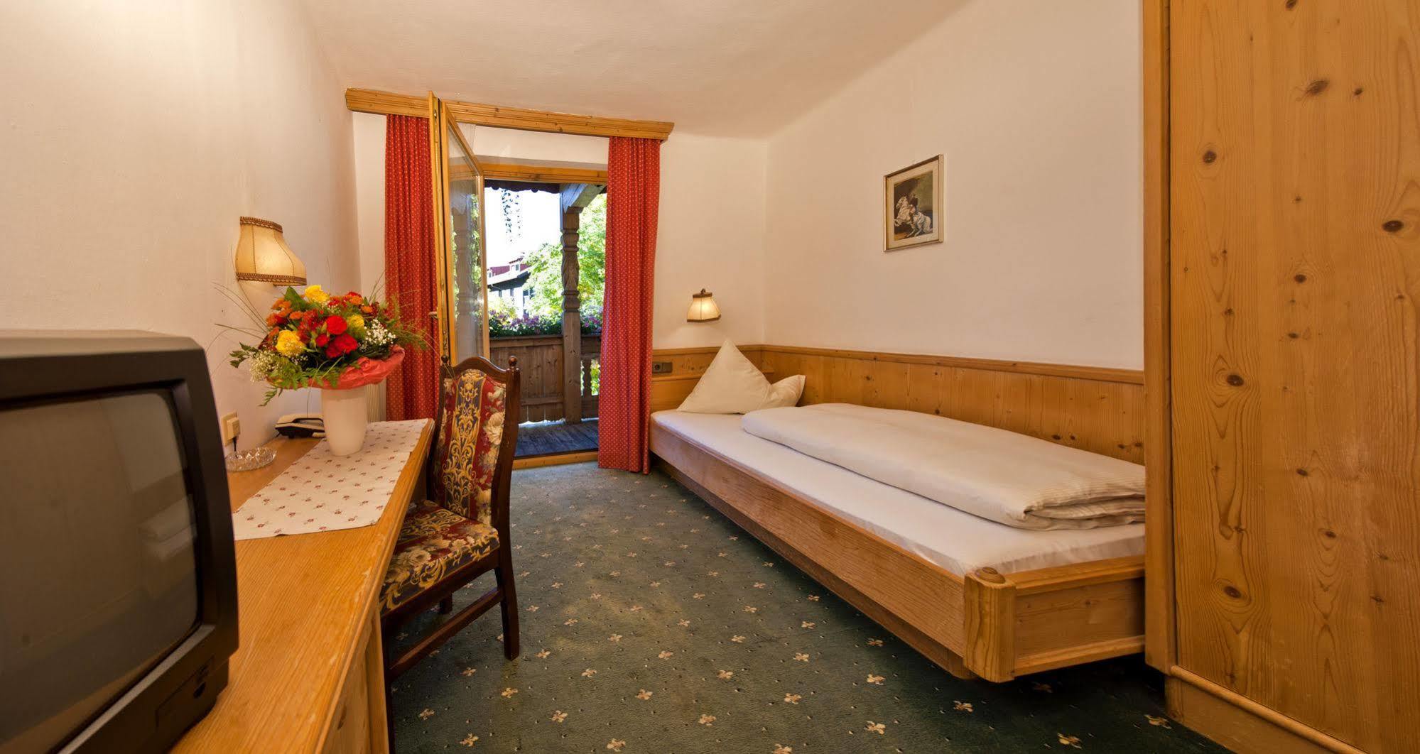 Batzenhaeusl Otel Seefeld in Tirol Dış mekan fotoğraf